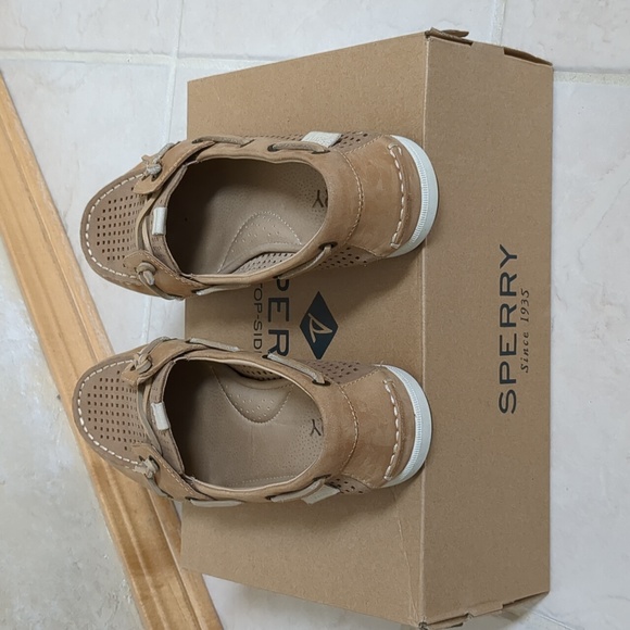 Sperry Topsiders - Picture 3 of 6